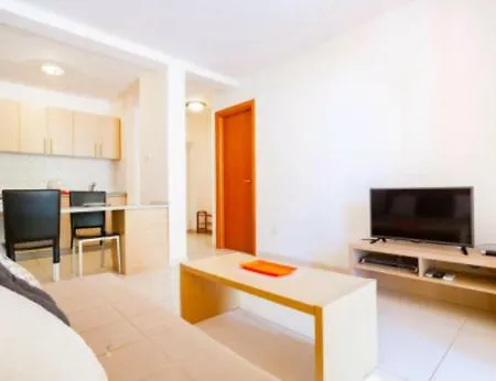 Apartment Four Points Becici